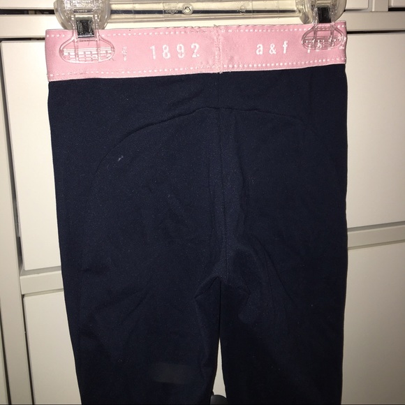 Stretchy workout leggings from Abercrombie - Picture 3 of 3