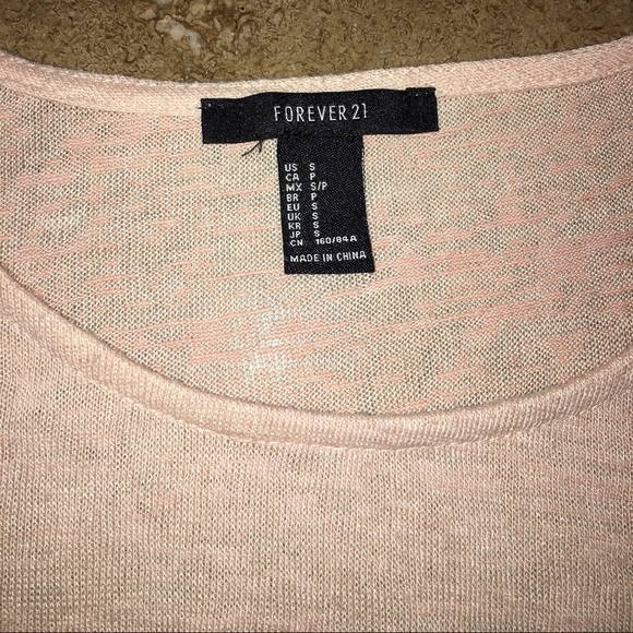 Light Sweater with fringe - Picture 2 of 2