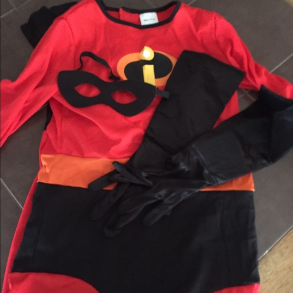 Costume