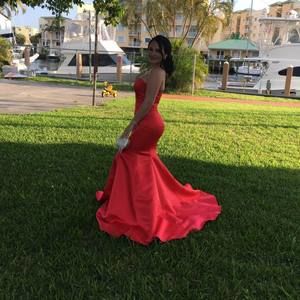 Meet your Posher, Mariam