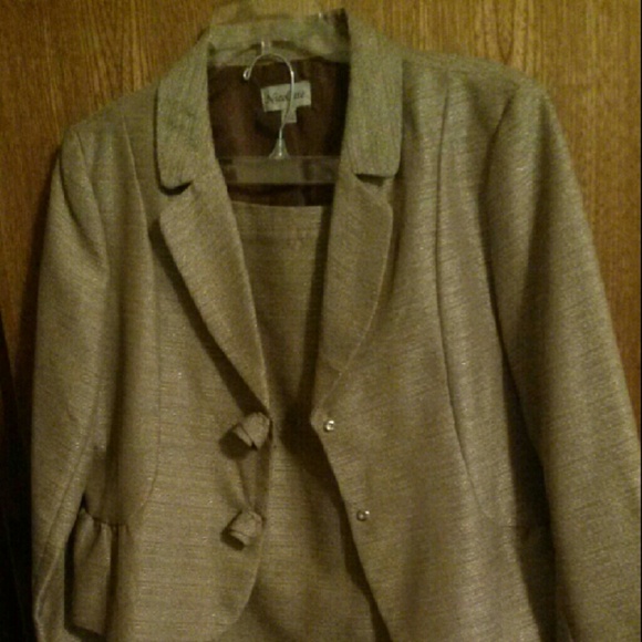 2 pc Dress Suit