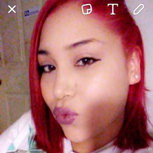 Meet your Posher, Crystal