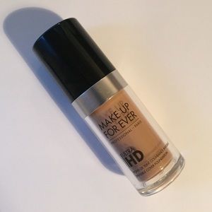 MAKE UP FOR EVER Ultra HD foundation in warm ivory