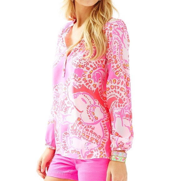 Lilly Pulitzer Tops - ❌SOLD!❌Lilly Pulitzer Trunk In Love Elsa