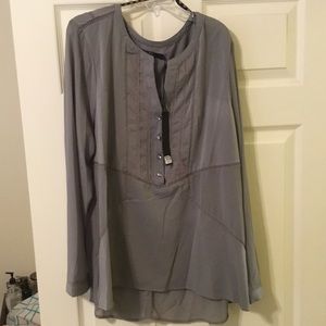 Buckle boutique blouse