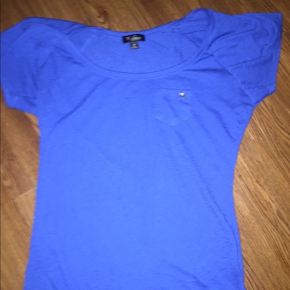 Guess top