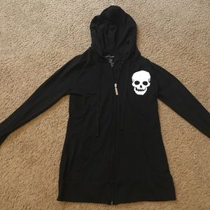 Black skull jacket W/ front pockets!