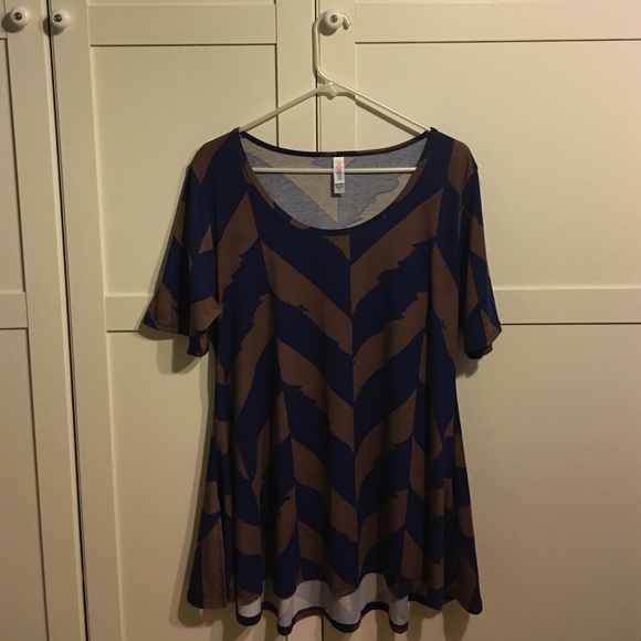 Lularoe Perfect tee