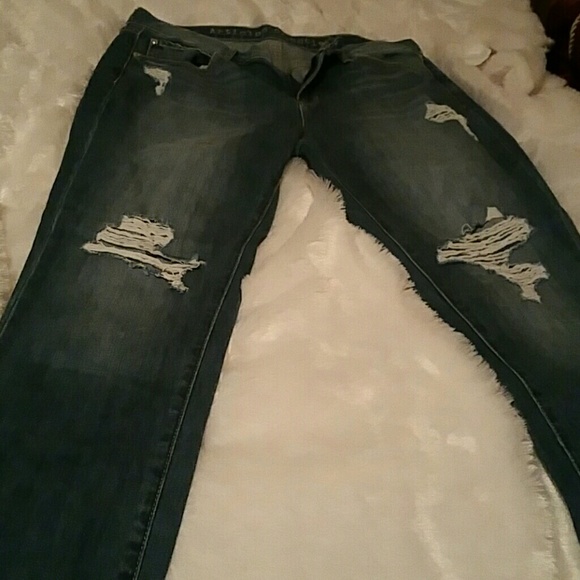 Nordstrom destroyed "Boyfriend" jeans size 28. - Picture 4 of 4
