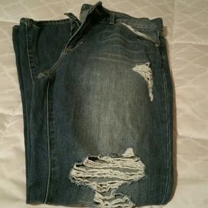 Nordstrom destroyed "Boyfriend" jeans size 28.