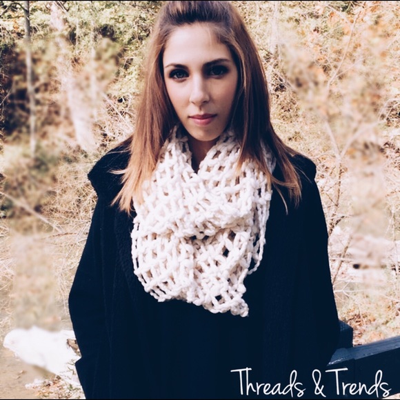 Chunky Knit Scarf - Picture 2 of 2