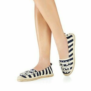 JF Navy / white canvas espadrilles