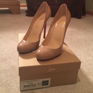 Christian Louboutin Nude Lady Lynch Pumps
