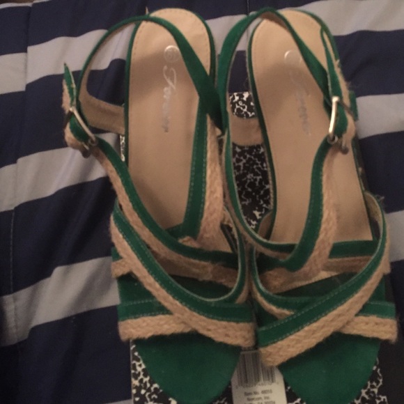 Wedge shoe