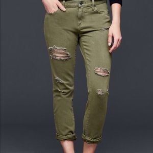 Gap girlfriend fit jeans