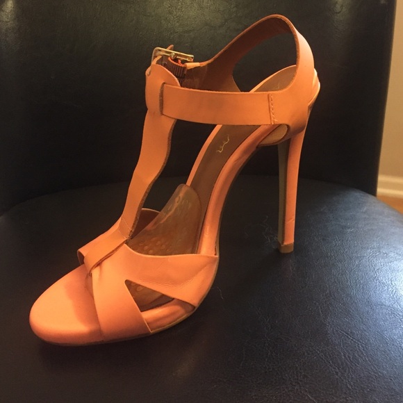 Aldo coral heels