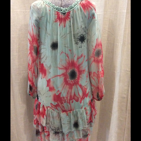 Dress - Picture 2 of 2
