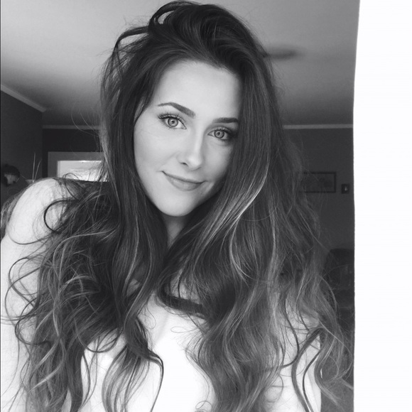 Meet your Posher, Gabrielle