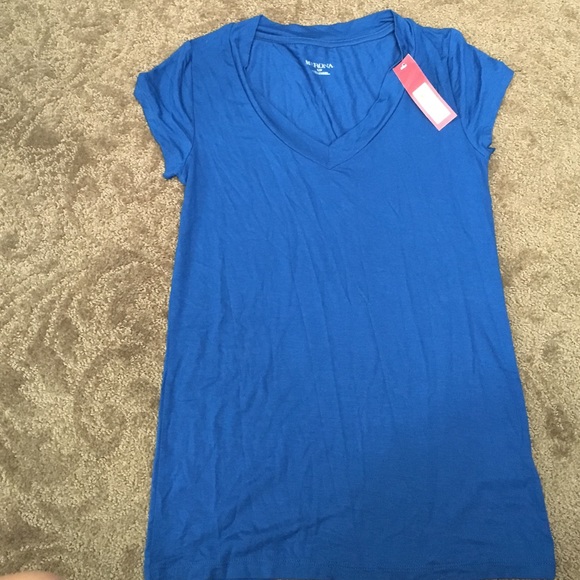 Simple cobalt blue v-neck - Picture 1 of 1
