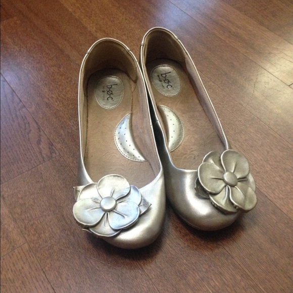 b.o.c BORN - Gold Flats