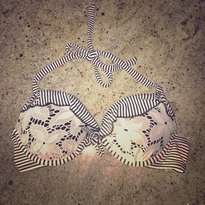 VICTORIA'S SECRET bathing suit top