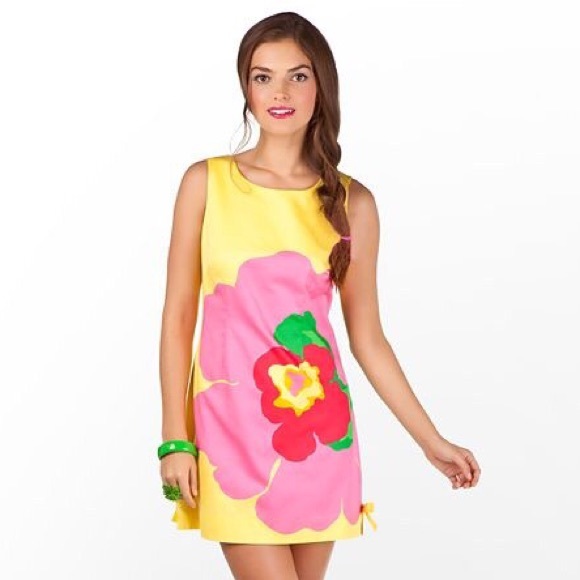 Lilly Pulitzer Delia Shift Starfruit Lottie Dottie