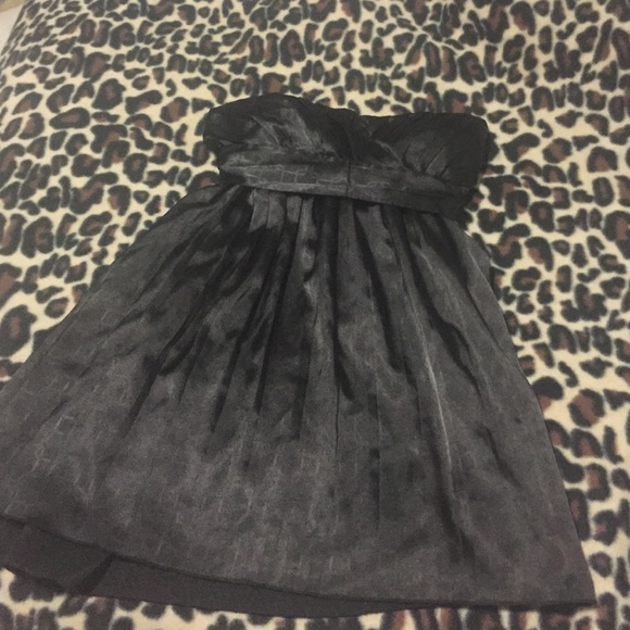 Strapless dressy tank
