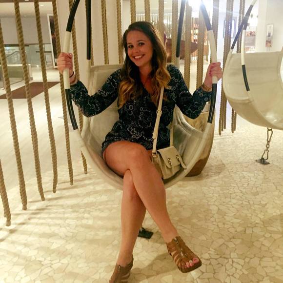 Meet your Posher, Kayla