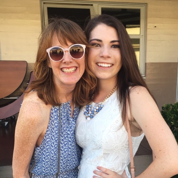 Meet your Posher, Danielle - Picture 1 of 1