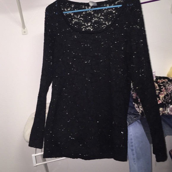 Vanity long sleeved lace shirt