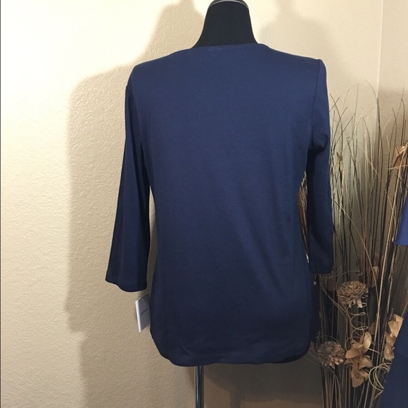 Ellen Tracy Navy Top 💥20% OFF BUNDLE💥 - Picture 2 of 3