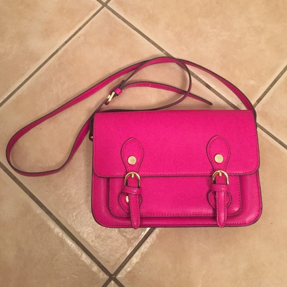 Steven by Steve Madden magenta cross body