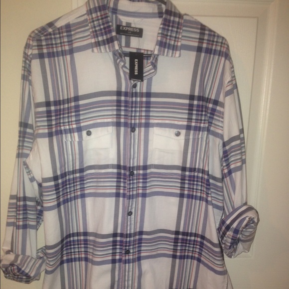 Men's plaid button up shirt