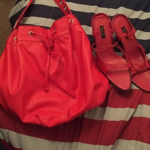 Shoe and purse bundle