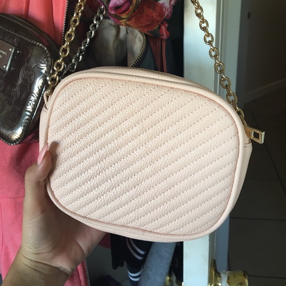 Small crossbody ❤️