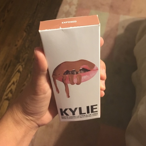Exposed Kylie lip kit