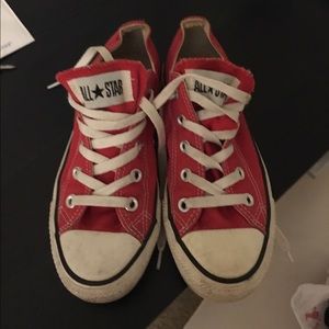 Converse RED edition
