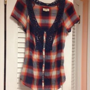Hollister 100% cotton button down top