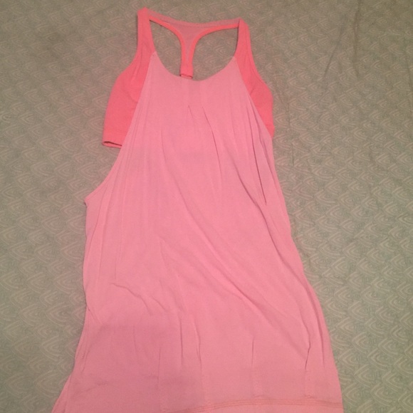 Lululemon pink tank top