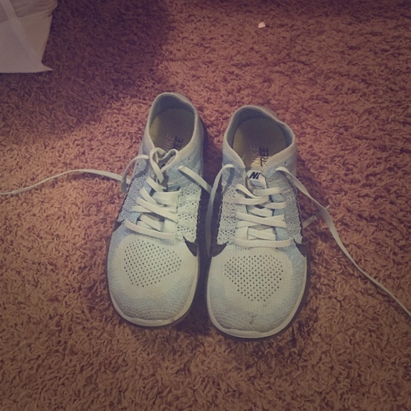 Woman's Nike shoes