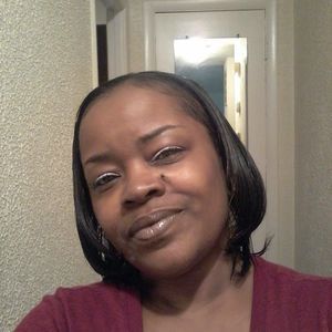 Meet your Posher, Valarie