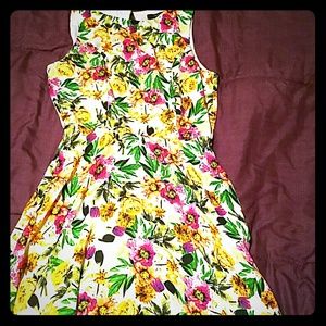 FLORAL DRESS