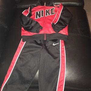 Red black & white Nike, Toddler jogging suit!