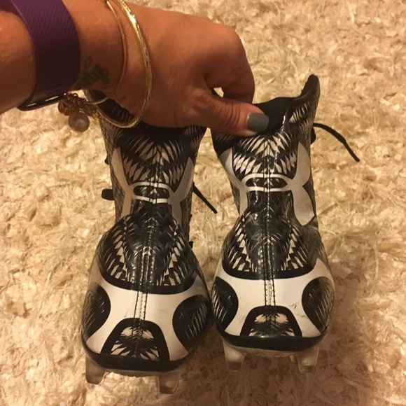 Men's Spikes View 4