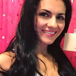 Meet your Posher, Vivian