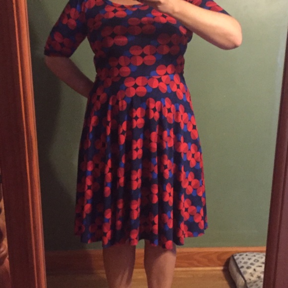 LulaRoe Nicole medium