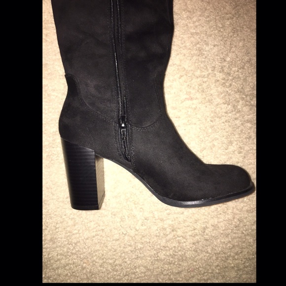 Forever 21 knee high boots - Picture 3 of 4