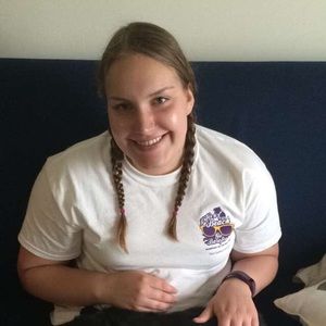 Meet your Posher, Casey