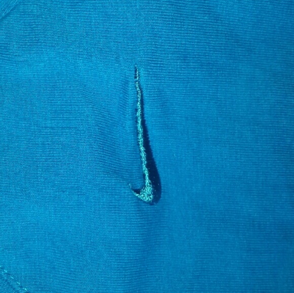 ⭐️LIGHT WEIGHT TOP BLUE - Picture 4 of 6