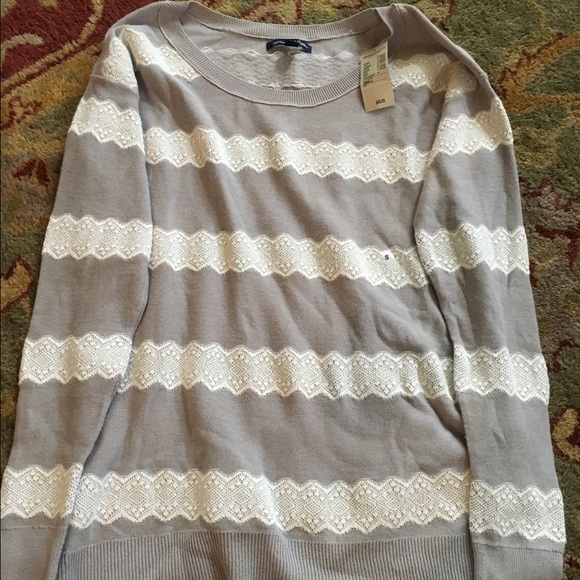 American eagle sweater